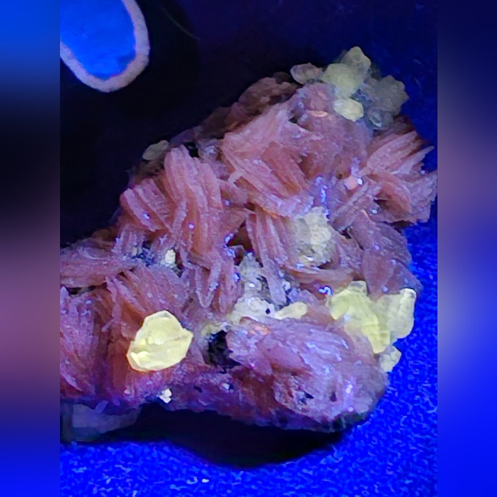 Pink Barite Cersuite And Gelena - Picture 2 of 10